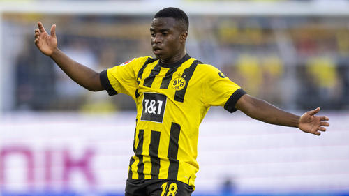 Das fatale Zeichen des BVB an Youssoufa Moukoko