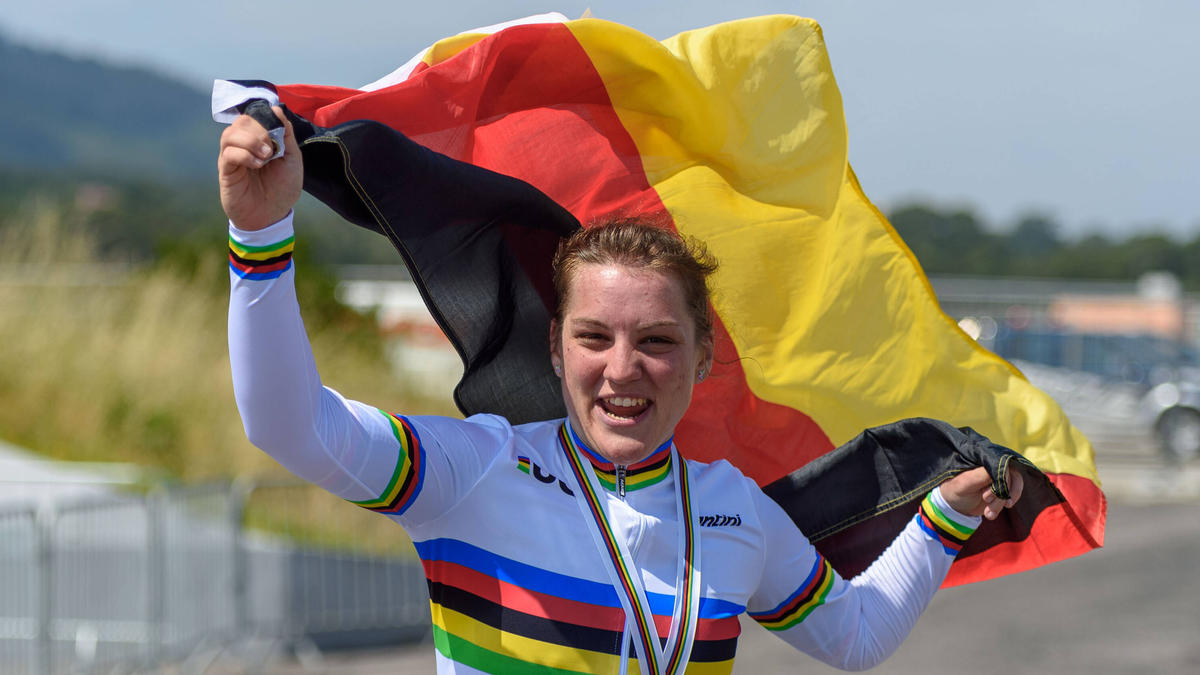 Para-Radfahrerin Hausberger holt WM-Gold