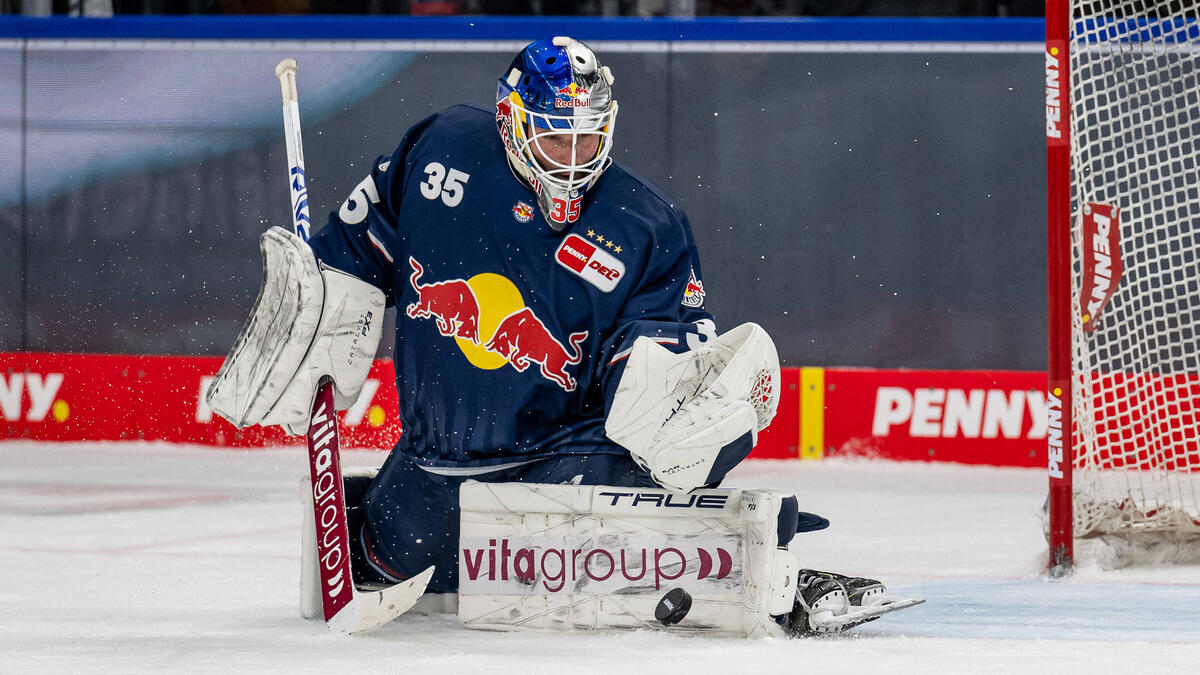 EHC München gewinnt im Penaltyschießen