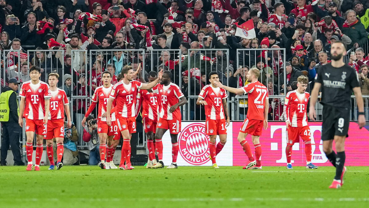 FC Bayern fertigt zehn Gladbacher ab