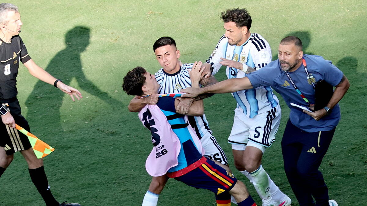 Hamann fordert knallharte Strafen nach Argentinien-Eklat